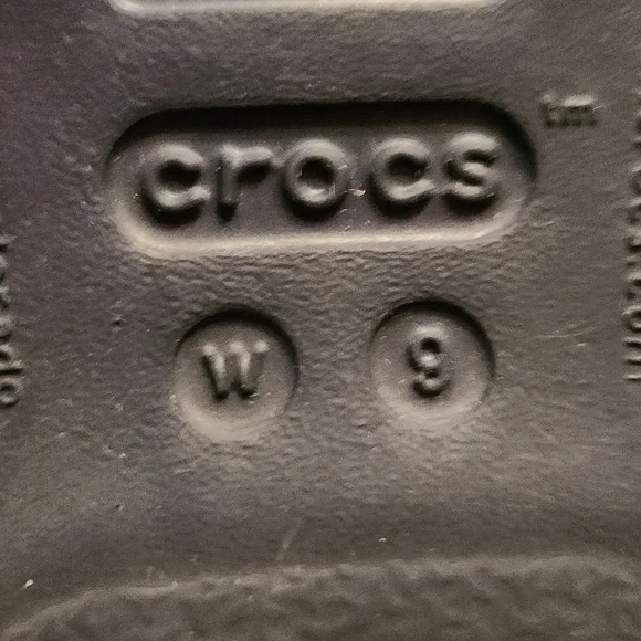 Crocs - Picture 4 of 6